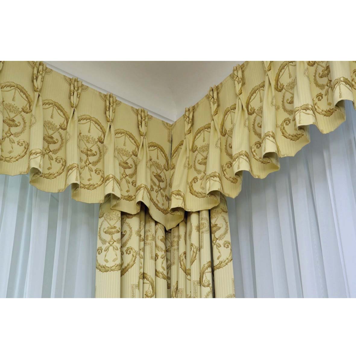 Georgiana Reynolds Creme