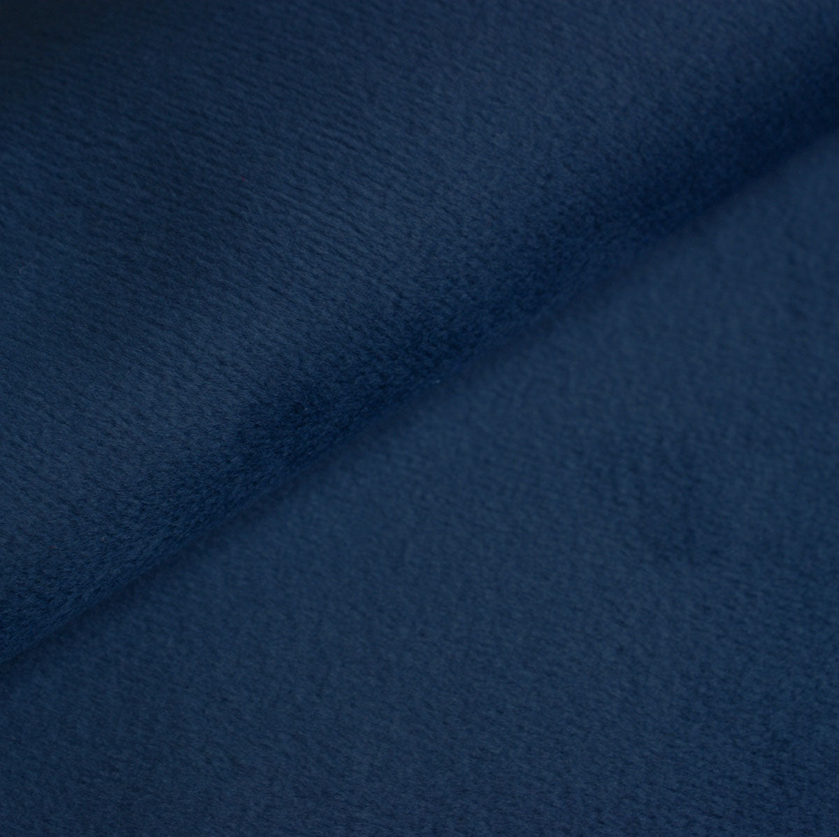 Bronte Velvet Vintage Navy